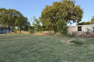 803 N U.S. Hwy 69, Celeste, TX 75423 - Photo 37