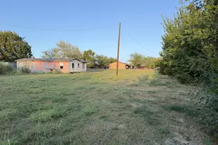 803 N U.S. Hwy 69, Celeste, TX 75423 - Photo 31