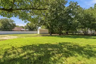 1810 Carpenter St, Bridgeport, TX 76426 - Photo 31