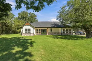 1810 Carpenter St, Bridgeport, TX 76426 - Photo 29