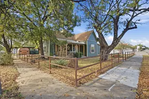 901 W 8th St, Cisco, TX 76437 - Photo 29