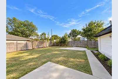 2404 Kentfield Drive, Plano, TX 75074 - Photo 19