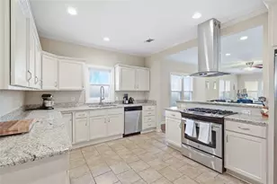 4901 Calmont Ave, Fort Worth, TX 76107 - Photo 9