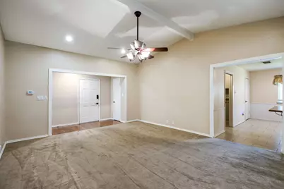 715 Salem Drive, Arlington, TX 76014 - Photo 5