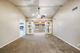 715 Salem Dr, Arlington, TX 76014 - Photo 7