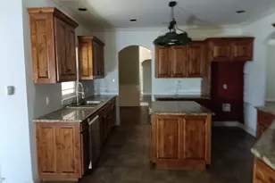 401 Pine Ln, Tolar, TX 76476 - Photo 3
