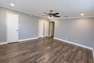 8508 Londonderry Ln, Dallas, TX 75228 - Photo 19