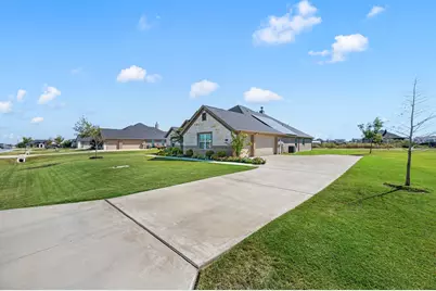 123 Mossy Creek Trail, Rhome, TX 76078 - Photo 5