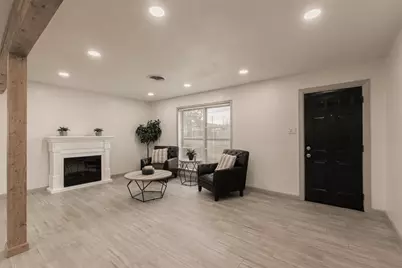 3207 Eastland Avenue, Greenville, TX 75402 - Photo 13