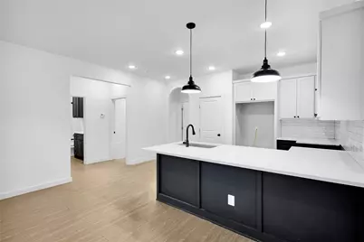 4410 Hamilton Avenue, Dallas, TX 75210 - Photo 11