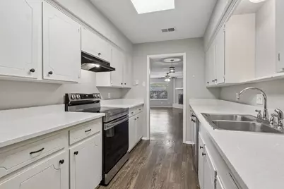 2413 Woodoak Court, Irving, TX 75060 - Photo 11