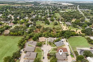 2413 Woodoak Ct, Irving, TX 75060 - Photo 37
