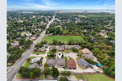2413 Woodoak Court, Irving, TX 75060 - Photo 33
