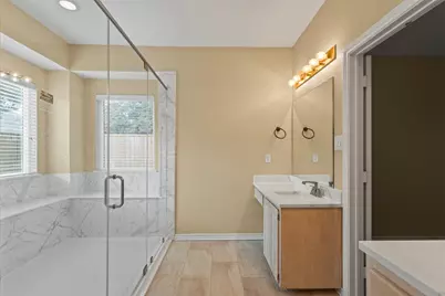 3817 Peppertree Drive, Carrollton, TX 75007 - Photo 17