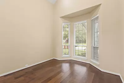3817 Peppertree Drive, Carrollton, TX 75007 - Photo 5