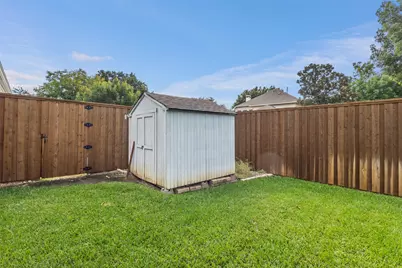 3817 Peppertree Drive, Carrollton, TX 75007 - Photo 25