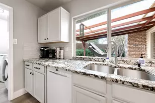6536 Mesquite Trail, Plano, TX 75023 - Photo 9