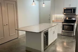908 N Bishop Ave, Dallas, TX 75208 - Photo 3