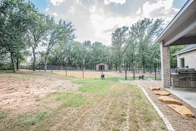 113 Oaks Springs Lane, Weatherford, TX 76087 - Photo 39