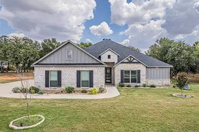 113 Oaks Springs Lane, Weatherford, TX 76087 - Photo 1