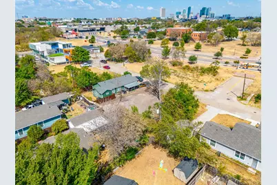 922 E Oleander Street, Fort Worth, TX 76104 - Photo 9