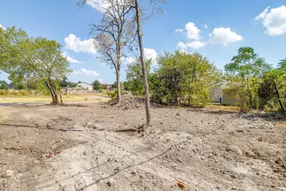 922 E Oleander Street, Fort Worth, TX 76104 - Photo 17