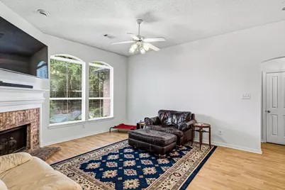 2900 Woodhaven Drive, Grapevine, TX 76051 - Photo 7