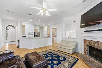 2900 Woodhaven Drive, Grapevine, TX 76051 - Photo 9