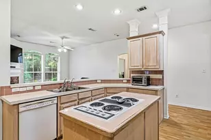 2900 Woodhaven Dr, Grapevine, TX 76051 - Photo 13