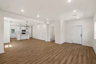1616 N 17th St, Waco, TX 76707 - Photo 3