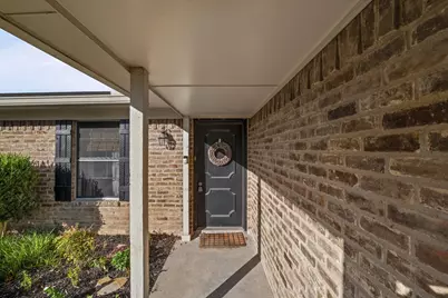 213 Travis Lane, Hewitt, TX 76643 - Photo 5