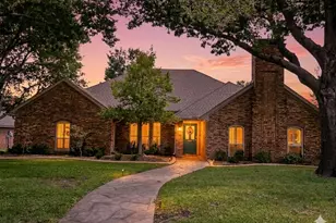 2304 Skipwith Dr, Plano, TX 75023 - Photo 3