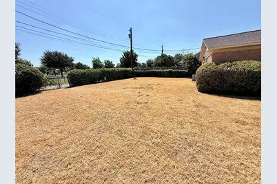 1310 Hampshire Lane, Richardson, TX 75080 - Photo 15