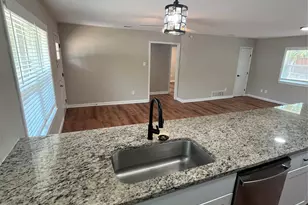 3218 Maple Dr, Garland, TX 75042 - Photo 7
