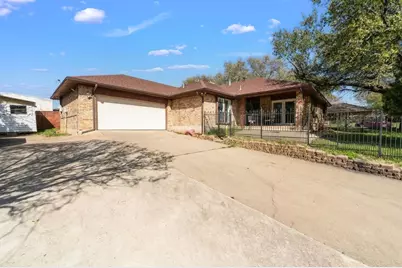 2408 Castle Street, Irving, TX 75038 - Photo 31