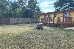 1512 Hilltop Dr, Garland, TX 75042 - Photo 25