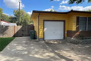 1512 Hilltop Dr, Garland, TX 75042 - Photo 5