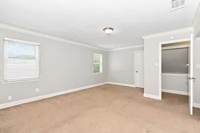 1901 Creek Wood Court, Irving, TX 75060 - Photo 9