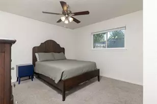 713 Shelmar Dr, Euless, TX 76039 - Photo 19