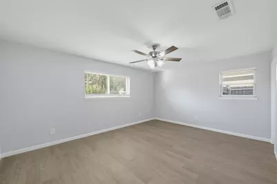 5005 Fall River Drive, Fort Worth, TX 76103 - Photo 27