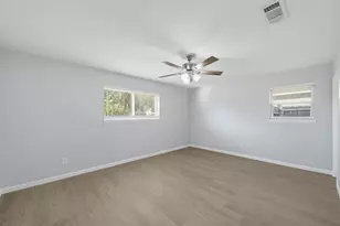 5005 Fall River Dr, Fort Worth, TX 76103 - Photo 27