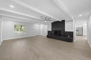 5005 Fall River Dr, Fort Worth, TX 76103 - Photo 9