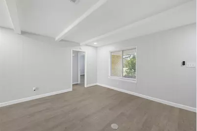 5005 Fall River Drive, Fort Worth, TX 76103 - Photo 11