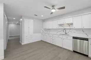 5005 Fall River Dr, Fort Worth, TX 76103 - Photo 15