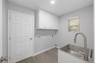 5005 Fall River Drive, Fort Worth, TX 76103 - Photo 33