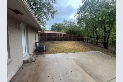 12223 Bellafonte Drive, Dallas, TX 75243 - Photo 11
