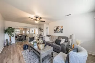 7117 Payte Ln, North Richland Hills, TX 76182 - Photo 9