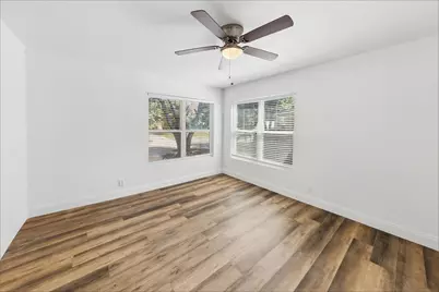 2304 Ryan Avenue, Fort Worth, TX 76110 - Photo 13