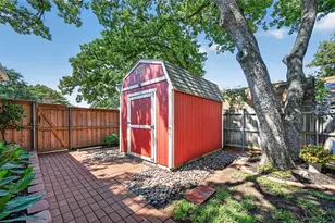 2021 Iron Horse Ct, Arlington, TX 76017 - Photo 23