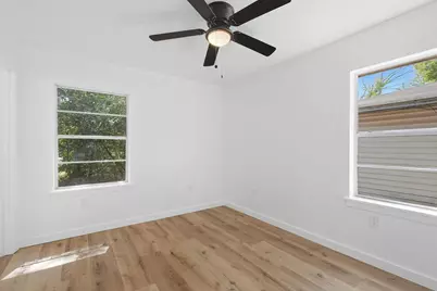 204 S Lillis Lane, Denison, TX 75020 - Photo 15